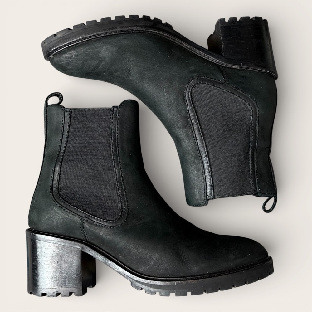 Thursday Boot Company Women's black Chelsea Lug Heel Ankle Boots